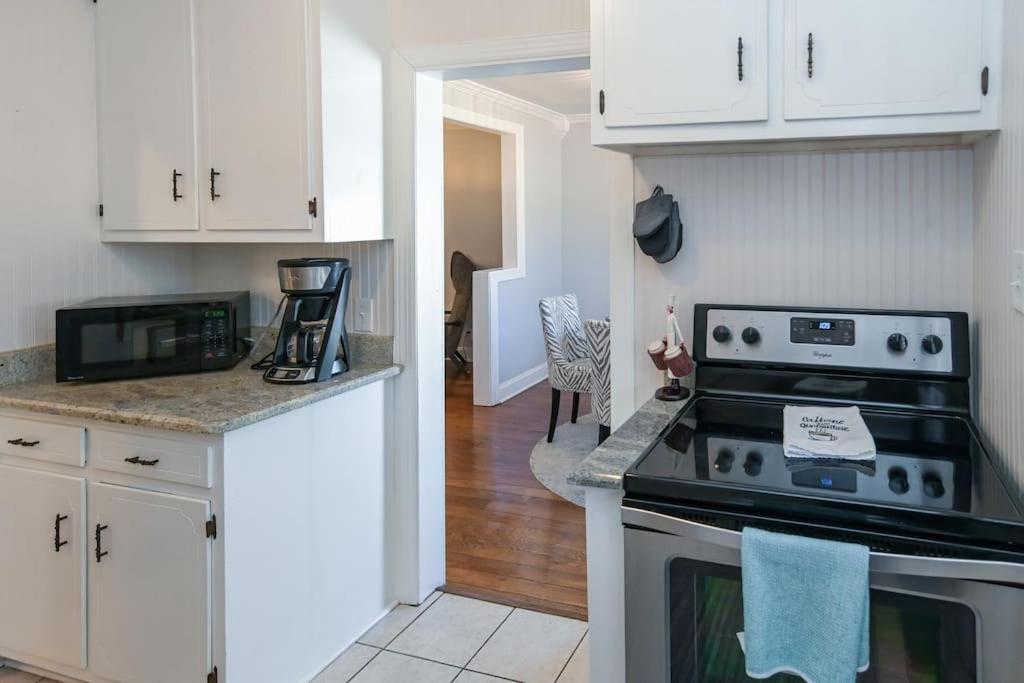 Peaceful Home In Downtown Huntsville With Nice Back Patio! Luaran gambar